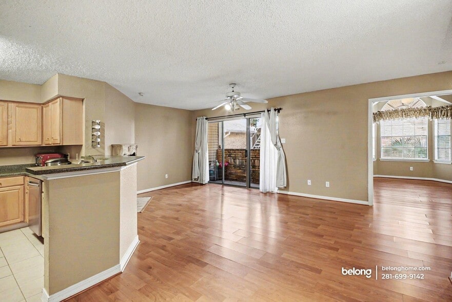 Building Photo - 2300 Old Spanish Trl