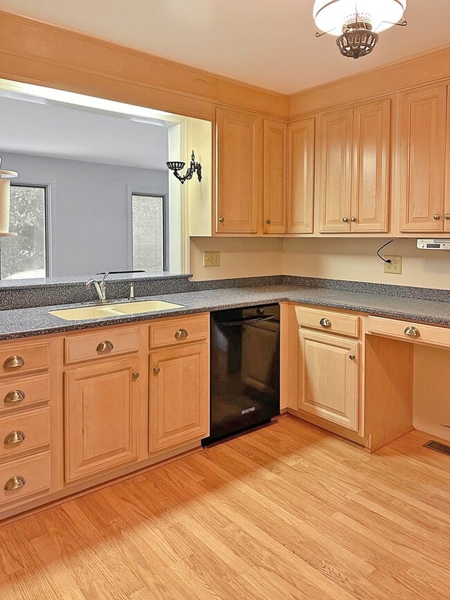 Building Photo - 3552 Cherrystone Rd