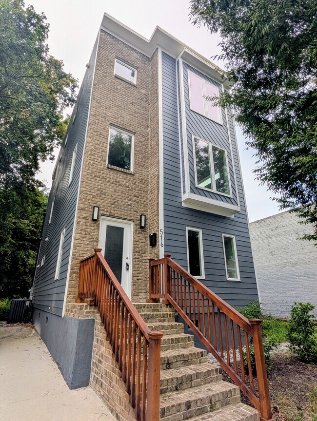 Primary Photo - 516 New Bern Ave