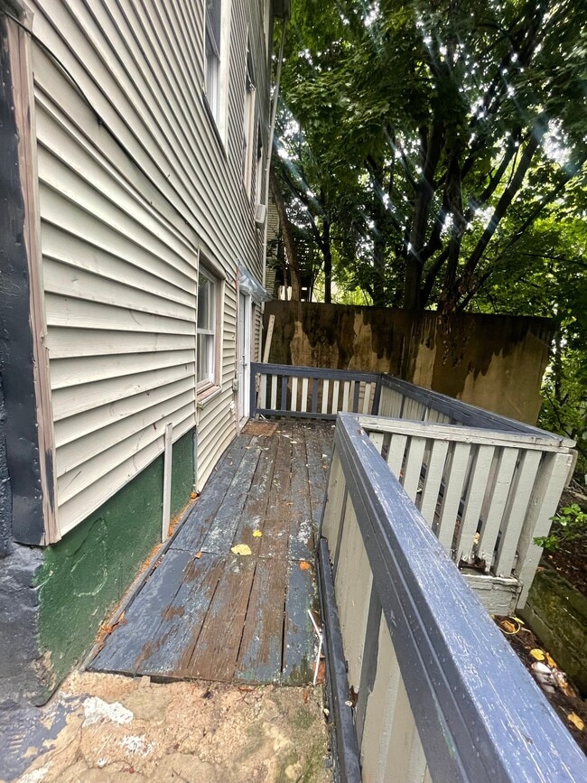 102 N 3rd St 102 N 3rd St Paterson NJ 07522 Apartment Finder