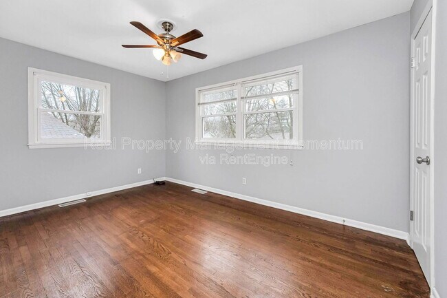 Building Photo - 603 E Greenwood St