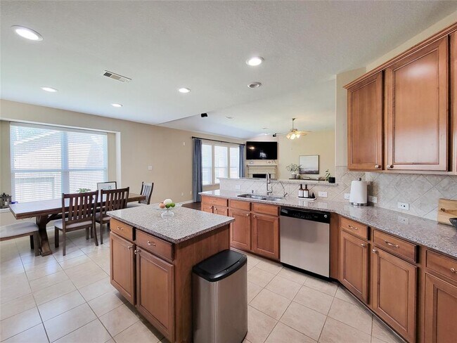 Building Photo - 17110 Tupelo Garden Cir