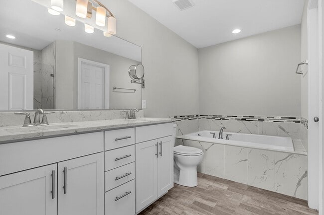 Building Photo - Beautiful 4br 2.5ba with huge basement and garage in Edgemere