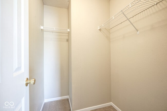 Building Photo - 10155 Holly Berry Cir