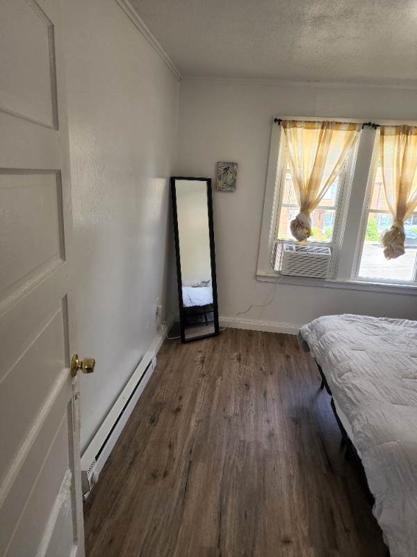 Building Photo - 49 Brown Ave