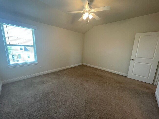 Building Photo - One in a Million Home! ~ 4 Bed 3.5 Bath St...