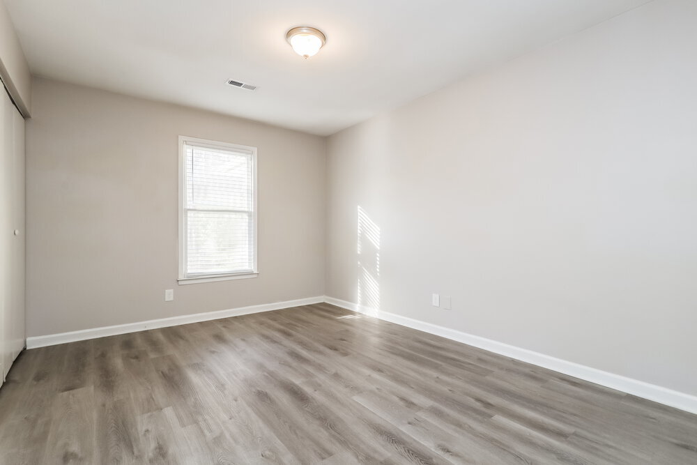 Building Photo - 303 Morgans Turn