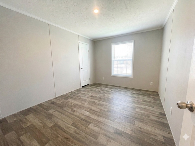 Building Photo - 134 Ashley Cir