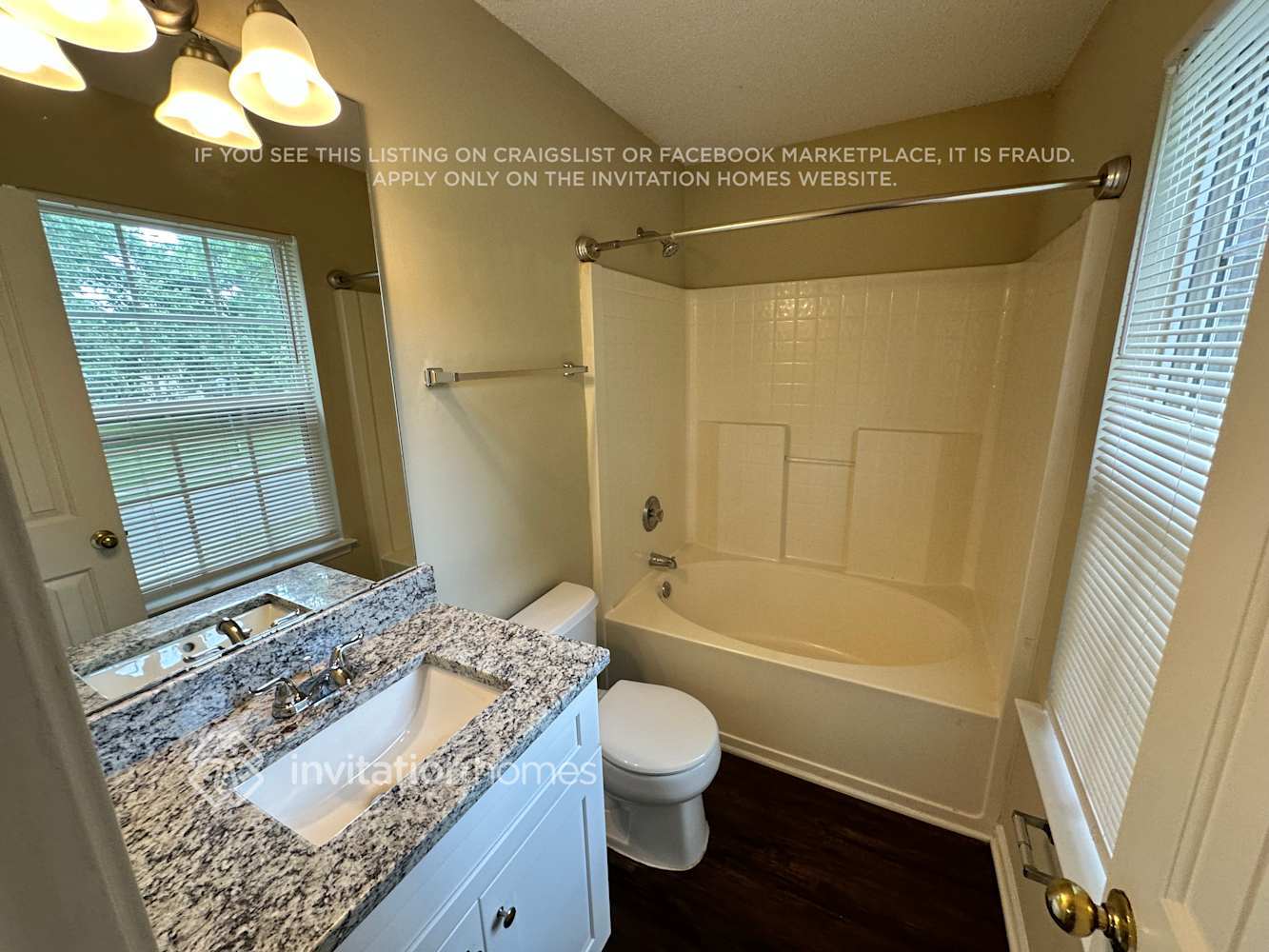 Building Photo - 9808 Aviary Hill Way