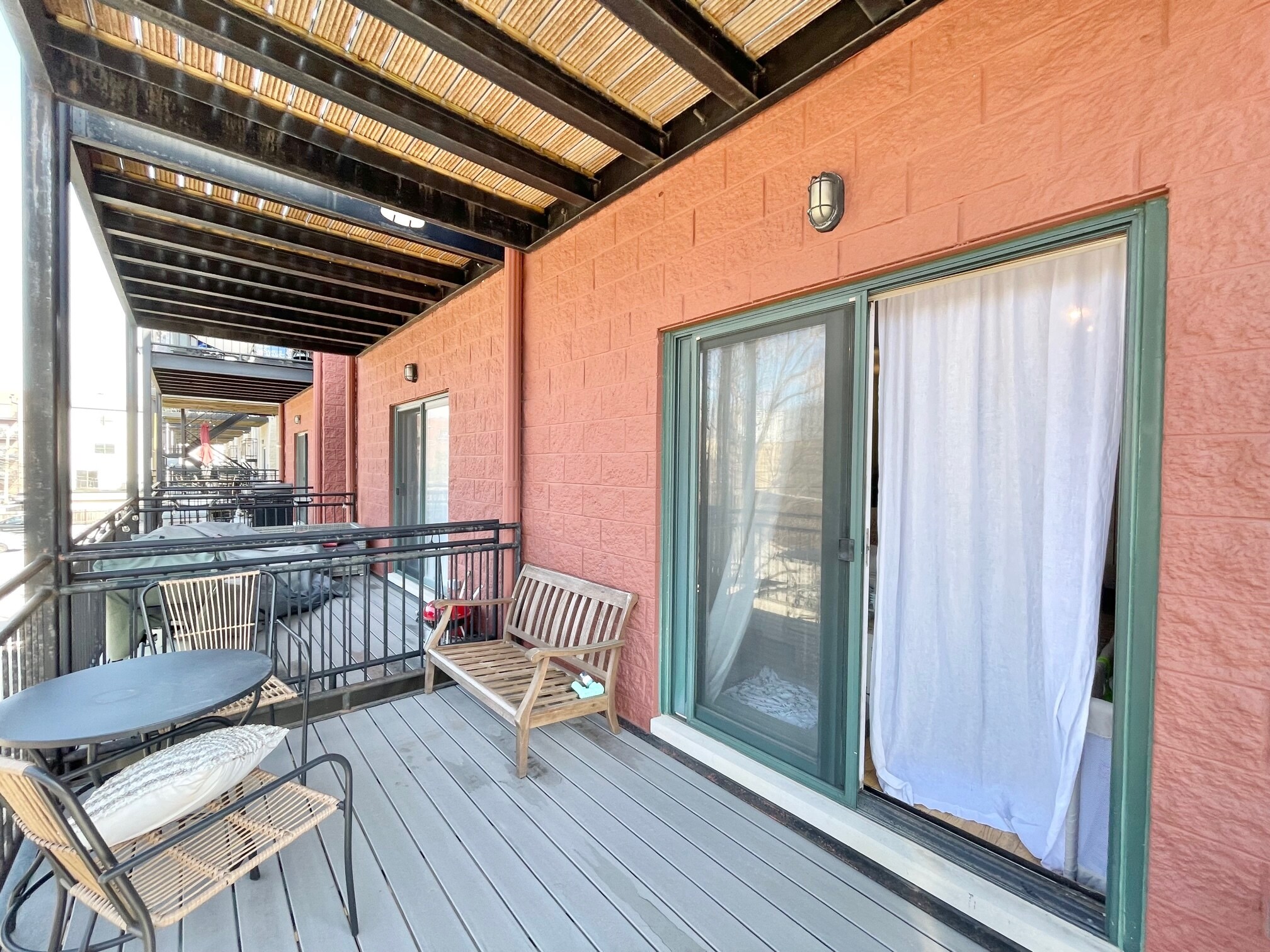 Building Photo - 2734 N Wolcott Ave