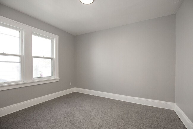 Building Photo - 4772 E 90th St