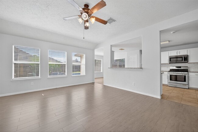Building Photo - 5411 Losoya Ct