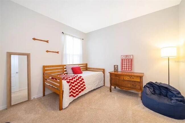 Building Photo - Clean & Newer Single Family Smart Home - N...