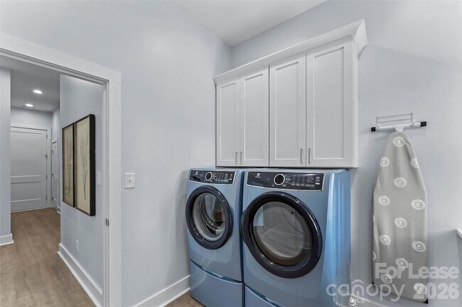 Building Photo - 129 Greens Rd