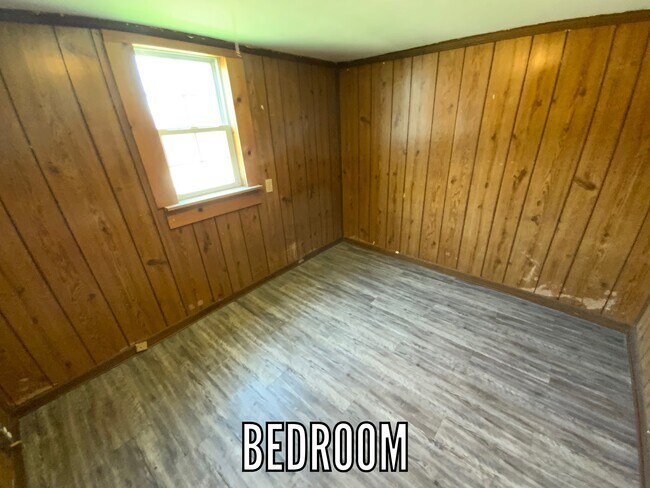 Building Photo - 903 Jewell St