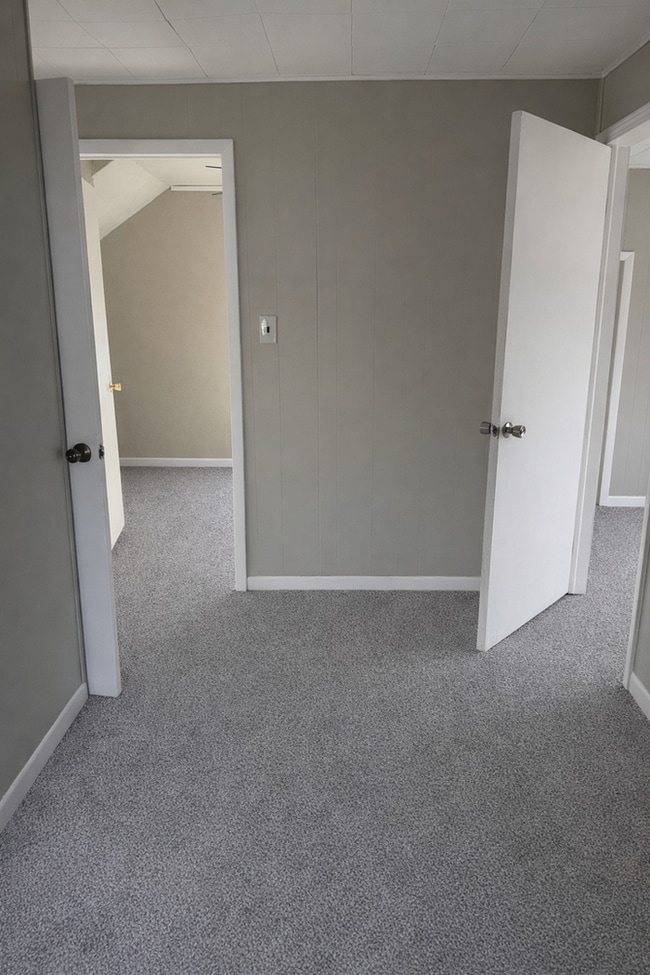 Building Photo - Huge Colonial with Updates!