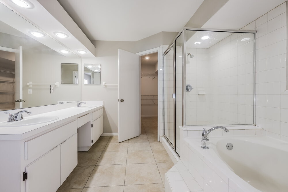 Building Photo - 2601 Berryvine Pl