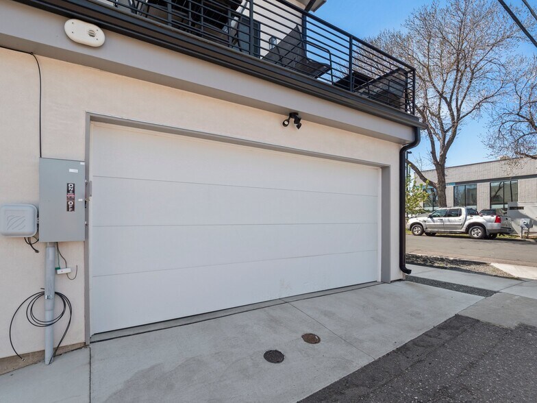 2-car garage parking - 3840 Eliot St