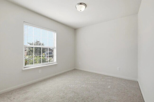 Building Photo - 4306 Cat Tail Wy