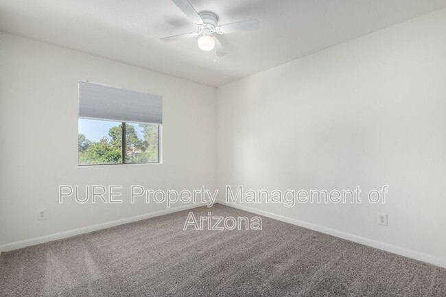 Building Photo - 5995 N 78th St