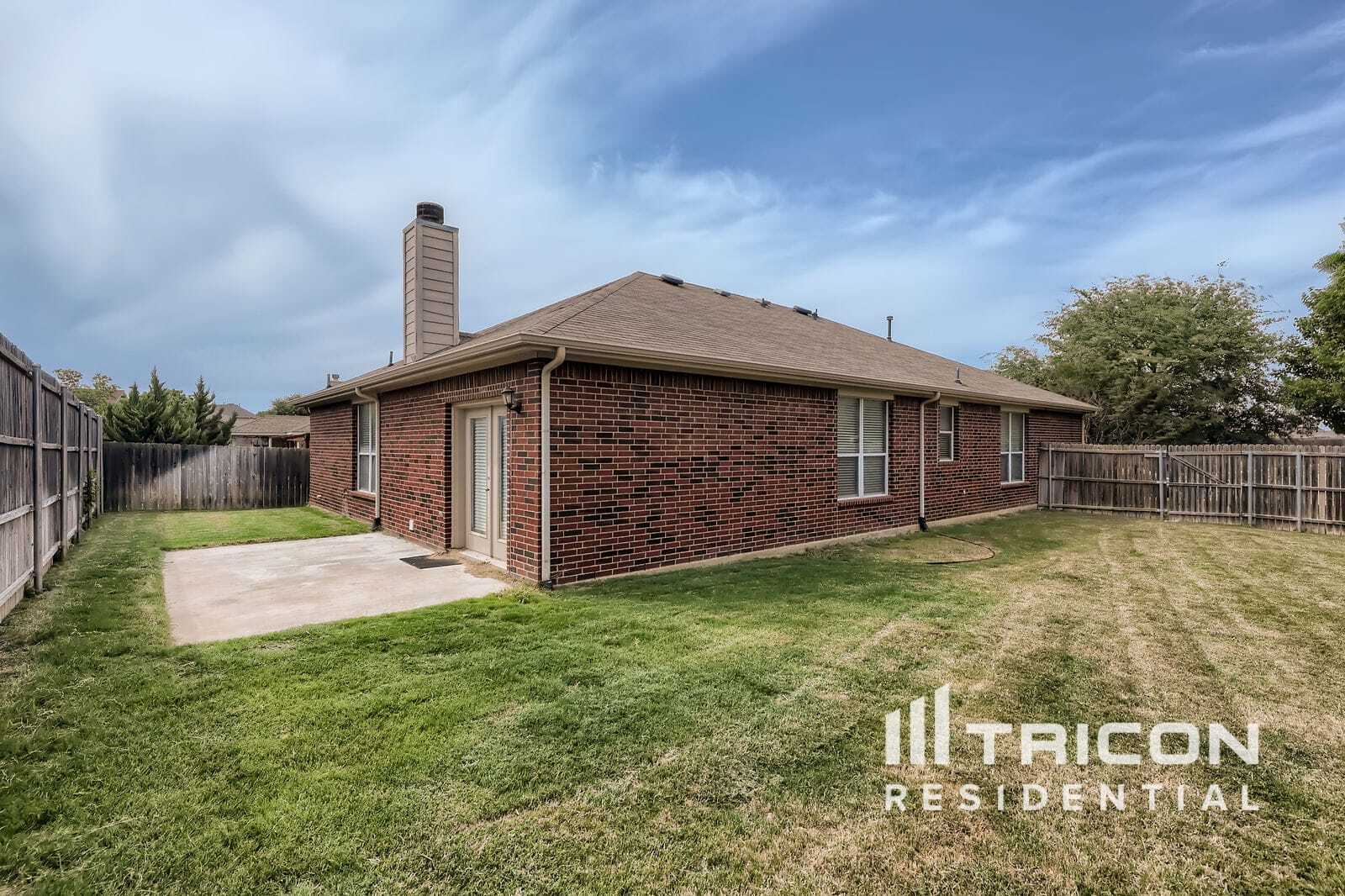 Building Photo - 5921 Sea Bass Ct