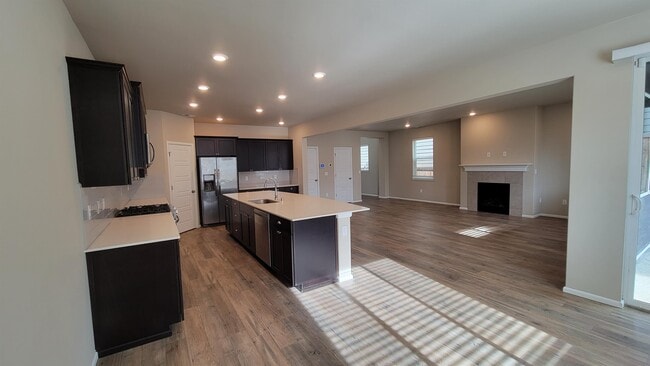 Building Photo - 7926 34th Pl NE