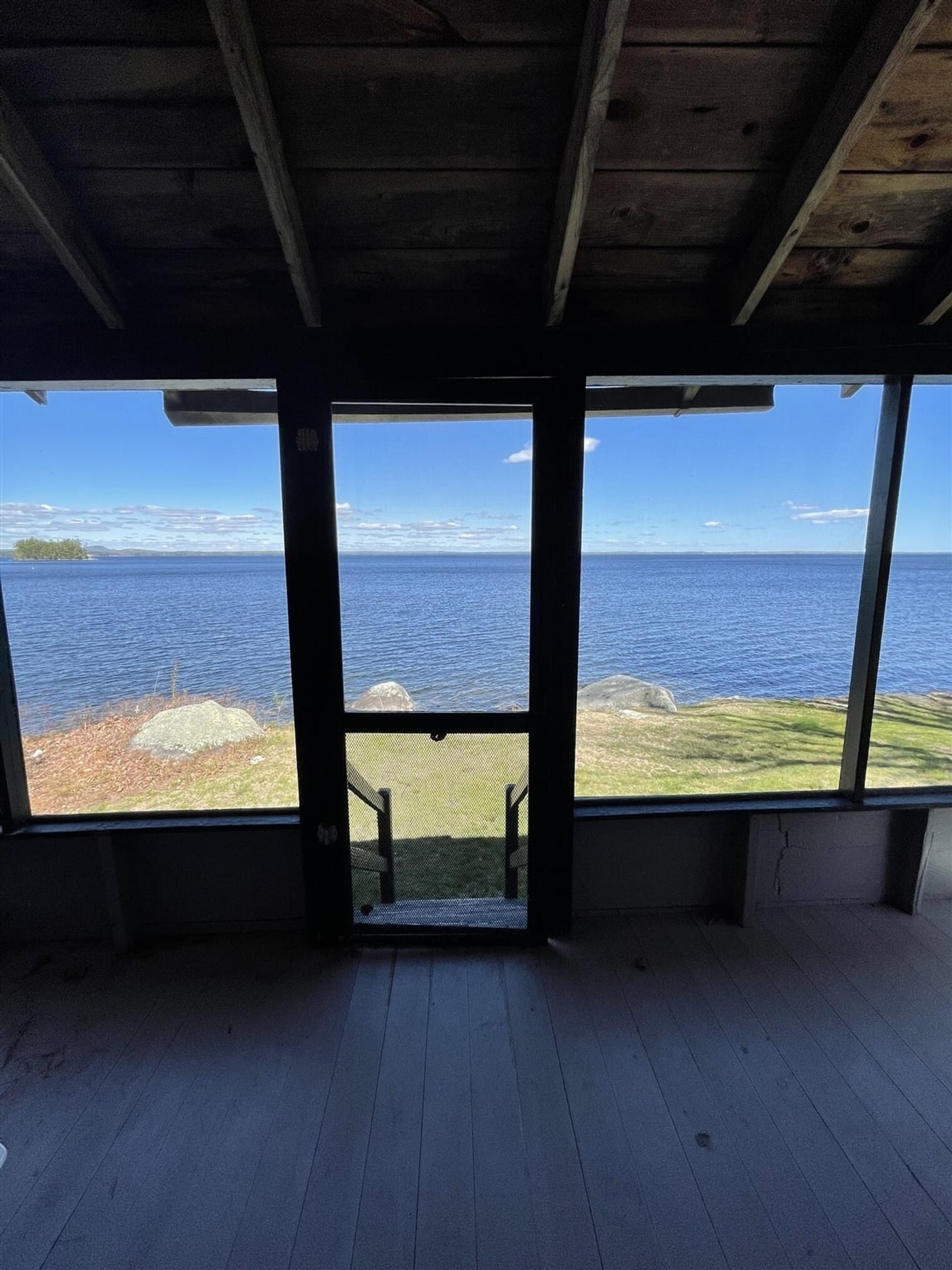 Building Photo - 747 Sebago Rd