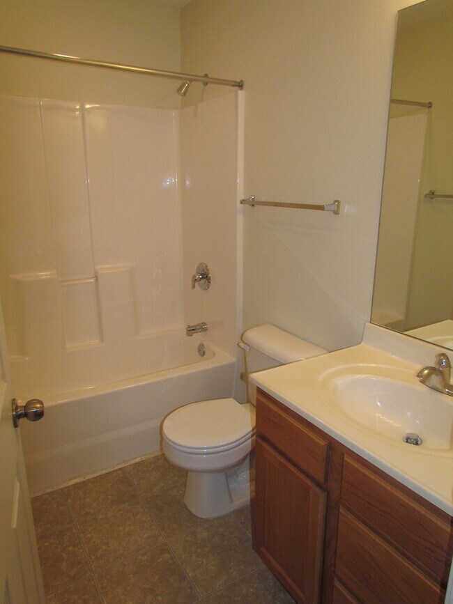 Building Photo - 15908 Tracker Ln