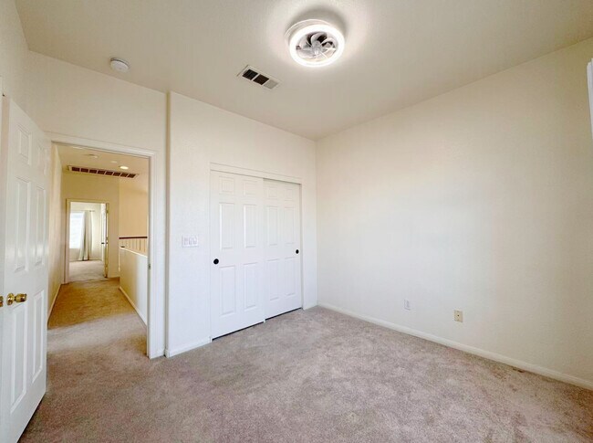 Building Photo - 7849 Blue Brook Dr