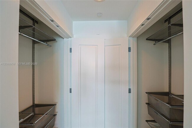 Building Photo - 7520 SW 59th Pl