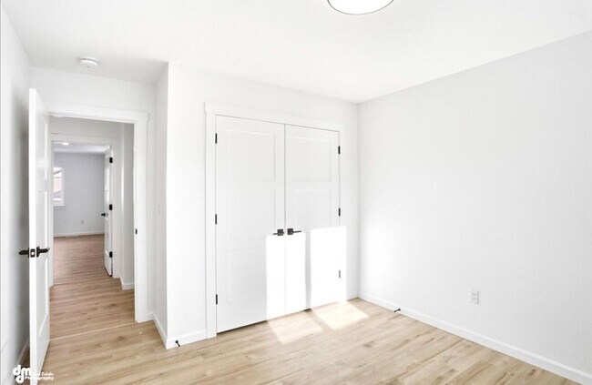 Building Photo - 336 Ashbrook Dr