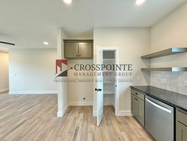 Building Photo - Tour Today! 3 Bedroom, 2 Bathroom Home in Lindale!