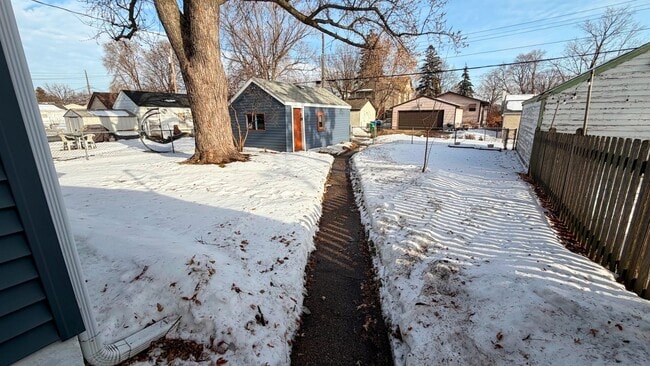Building Photo - Charming 2BR Home with Yard and Garage in Northeast