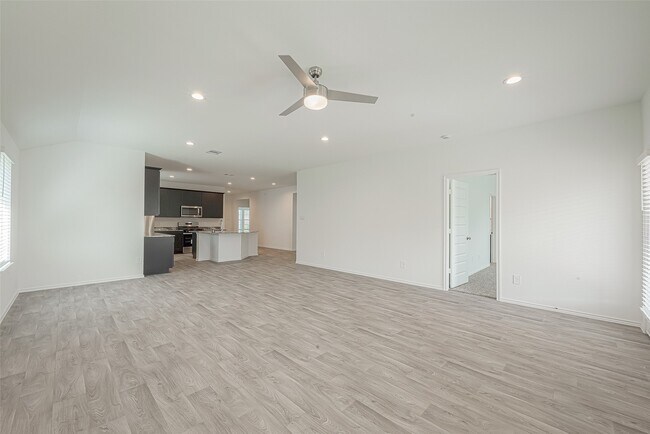 Building Photo - 2731 Willow Gulch Wy