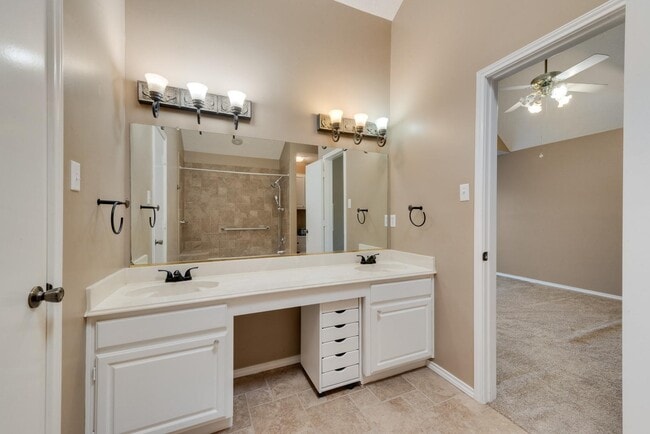 Building Photo - 209 Cimarron Trail