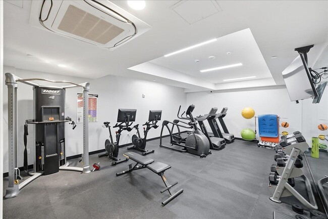 Building Photo - 190 ACADEMY St