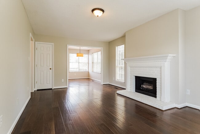 Building Photo - 2012 Russet Meadows Ct