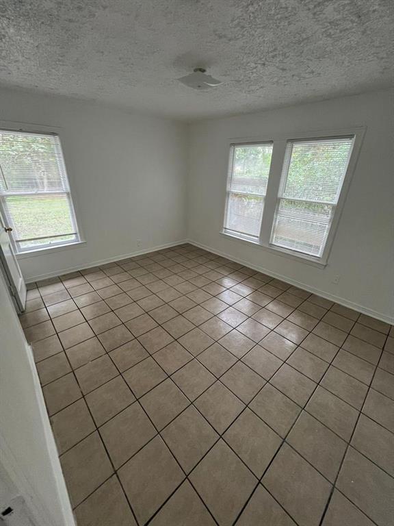 Building Photo - 4620 Galveston St