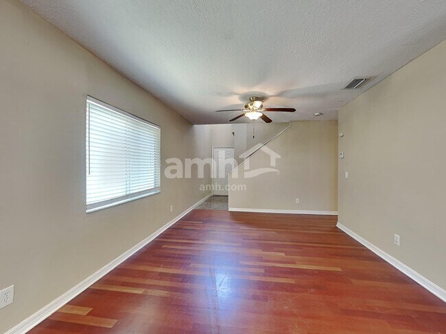 Building Photo - 10808 Candle Stick Ln