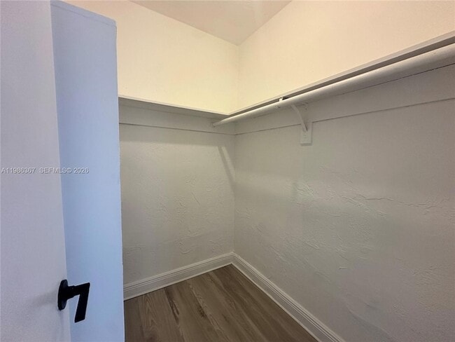 Building Photo - 13984 NE 2nd Ct