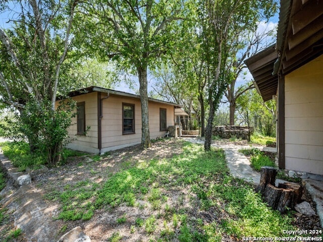 Building Photo - 932 Toepperwein Rd