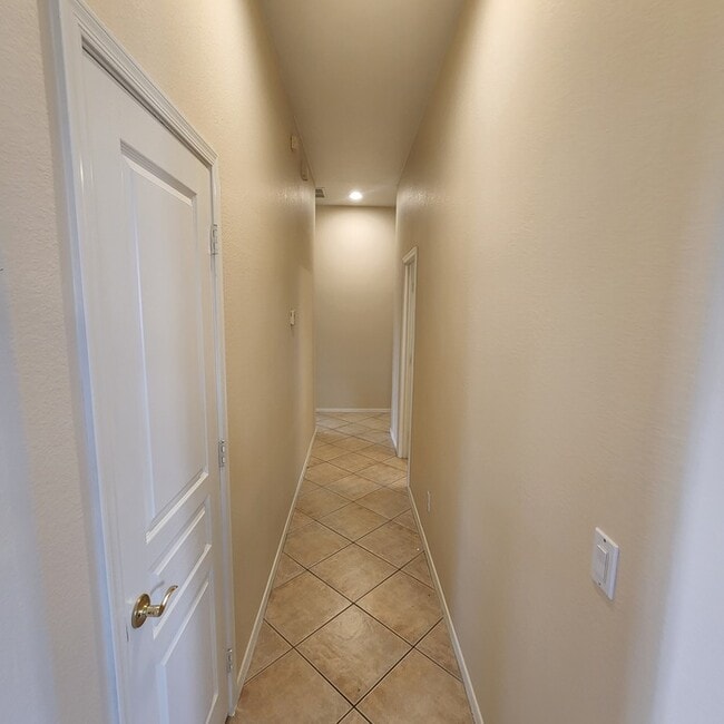 Building Photo - 7539 W Desert Crystal Ct