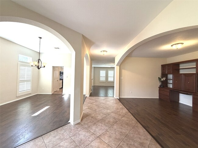 Building Photo - 1707 Magnolia Lake Ln
