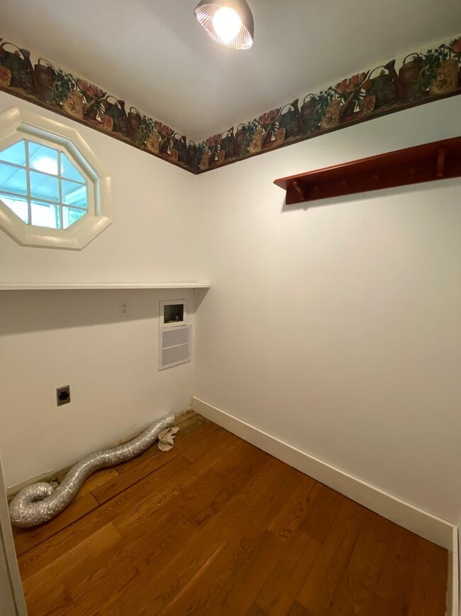 Building Photo - Coming Soon!!! Beautiful, Picture Perfect ...
