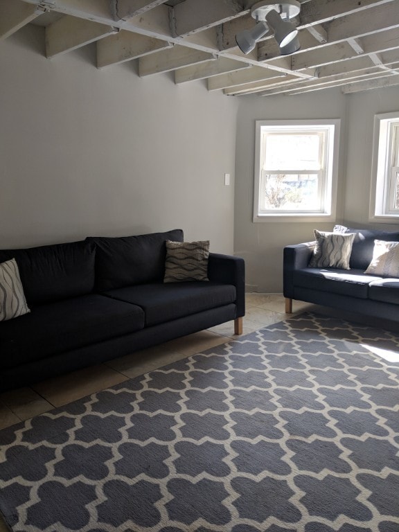 Short term furnished rental 3119 N Paulina CHICAGO IL 60613