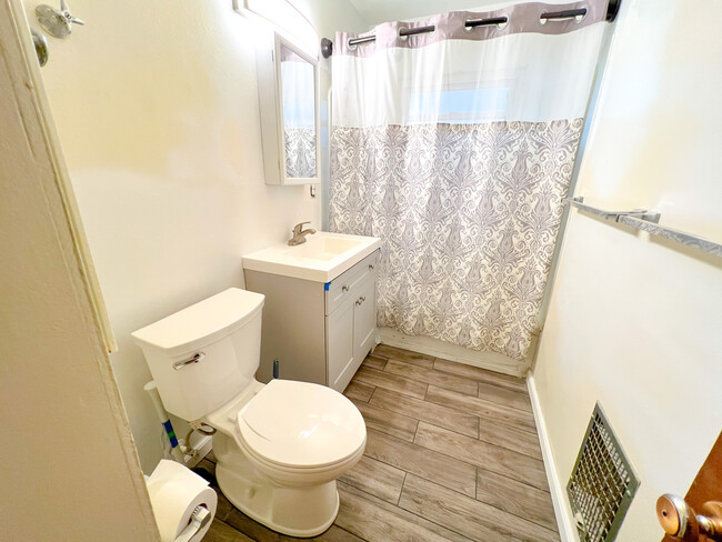 Newly renovated bathroom - 15875 Lawrence Dr