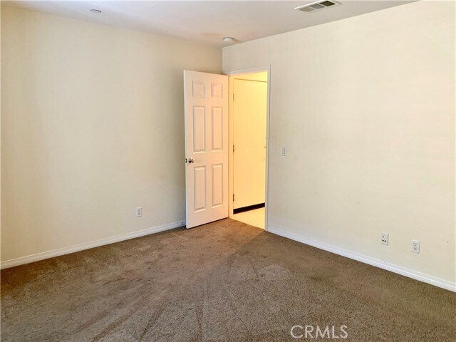 Building Photo - 142 Principia Ct