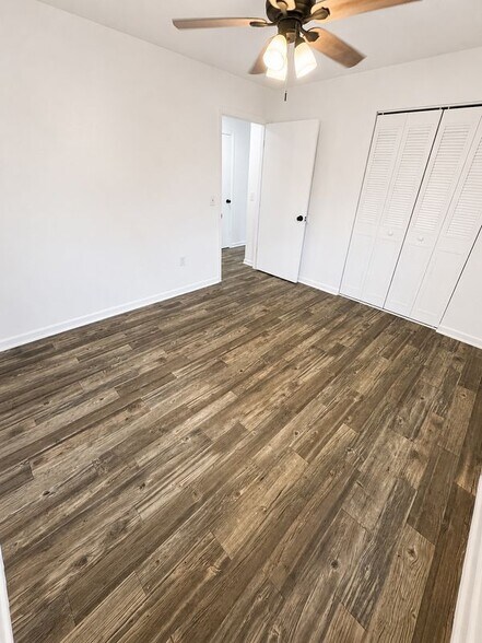 Building Photo - 1703 NE 71st St