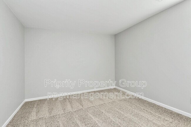 Building Photo - 610 Latimer Way