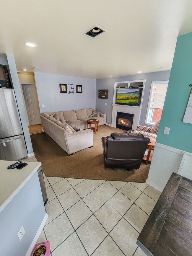 Building Photo - Beautiful N Bennett Street Home ****COMING SOON****